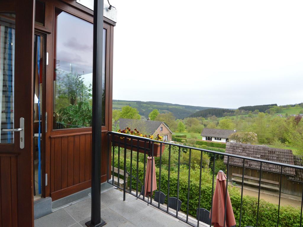 Modish Holiday Home In Waimes With Sauna Ngoại thất bức ảnh