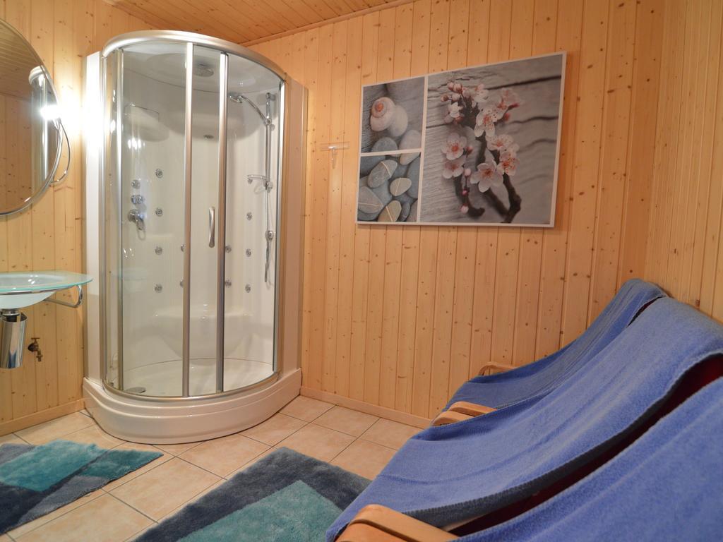 Modish Holiday Home In Waimes With Sauna Ngoại thất bức ảnh